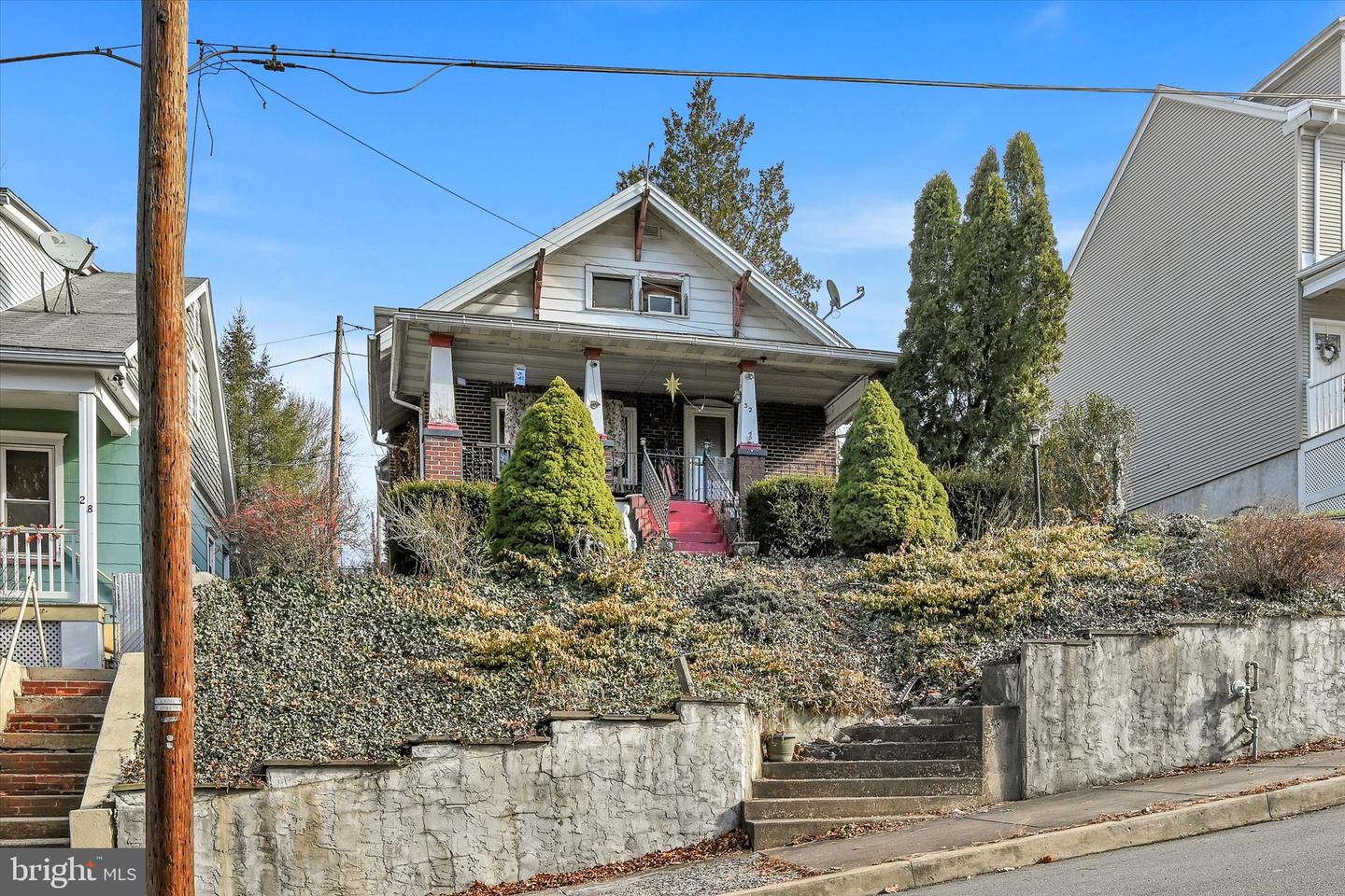 32 S Jackson Street