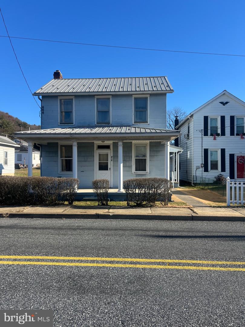 318 E Railroad Avenue, New Ringgold