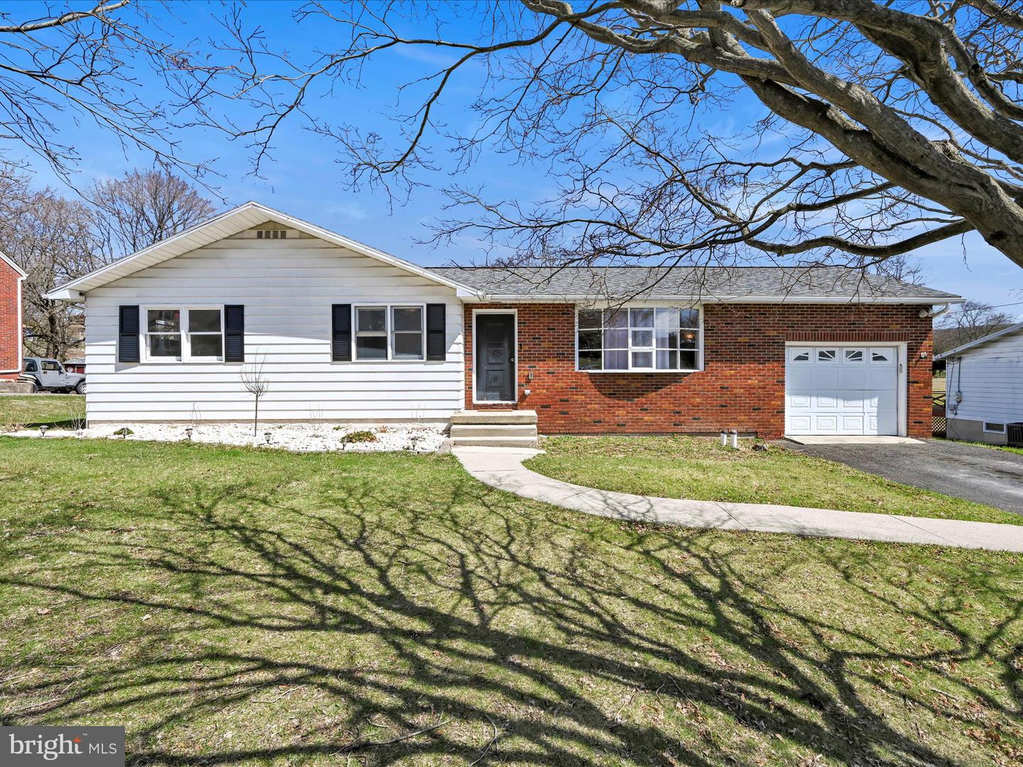 12 Cumberland Avenue, Tamaqua