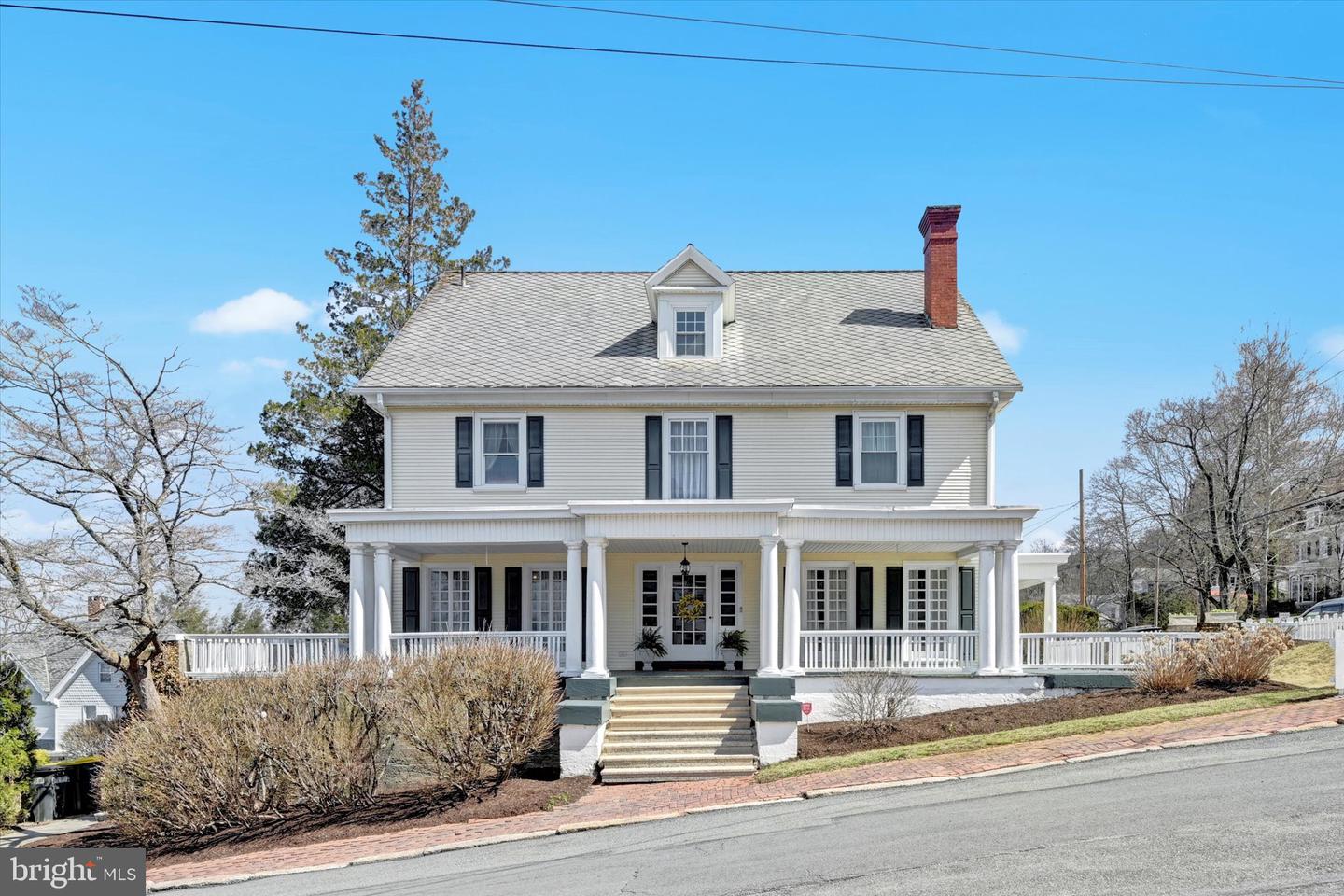 1240 Howard Avenue, Pottsville