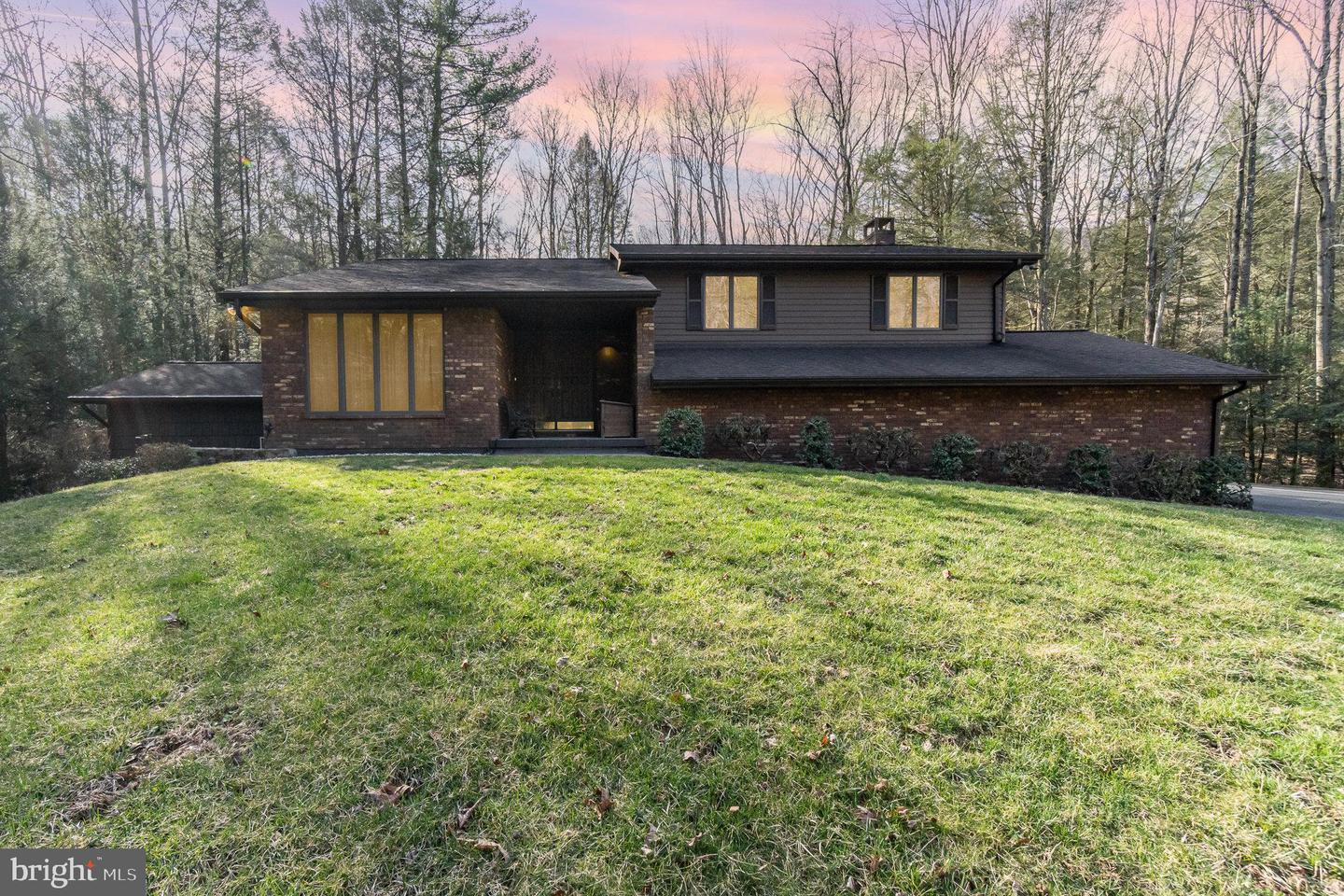 48 Turnpike Road, Ashland