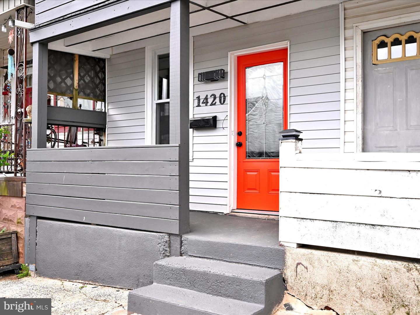 1420 W Walnut Street