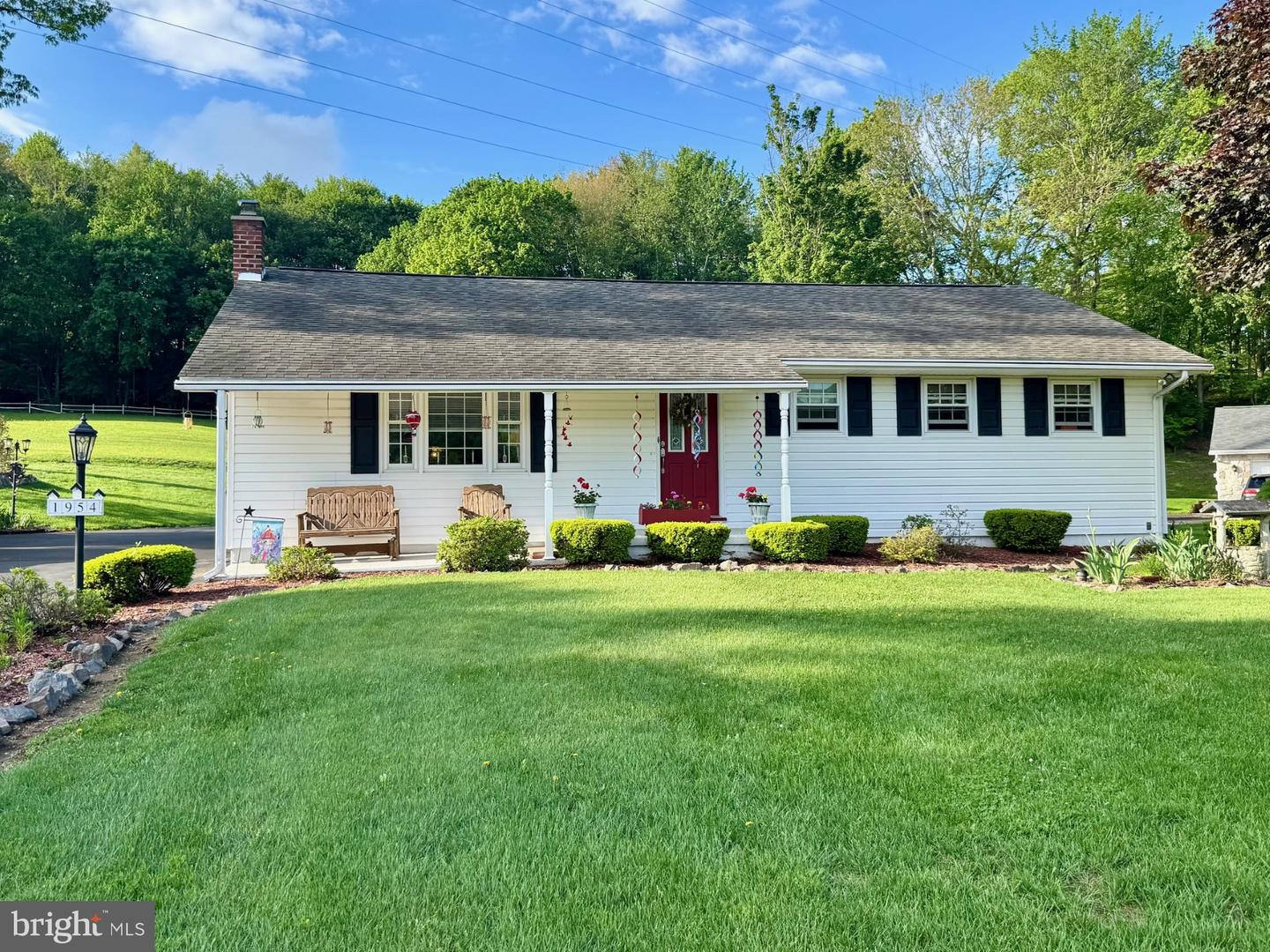1954 High Park Manor, Pottsville