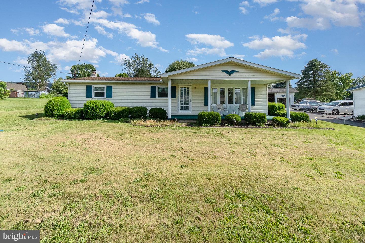 1743 W Main Street, Valley View