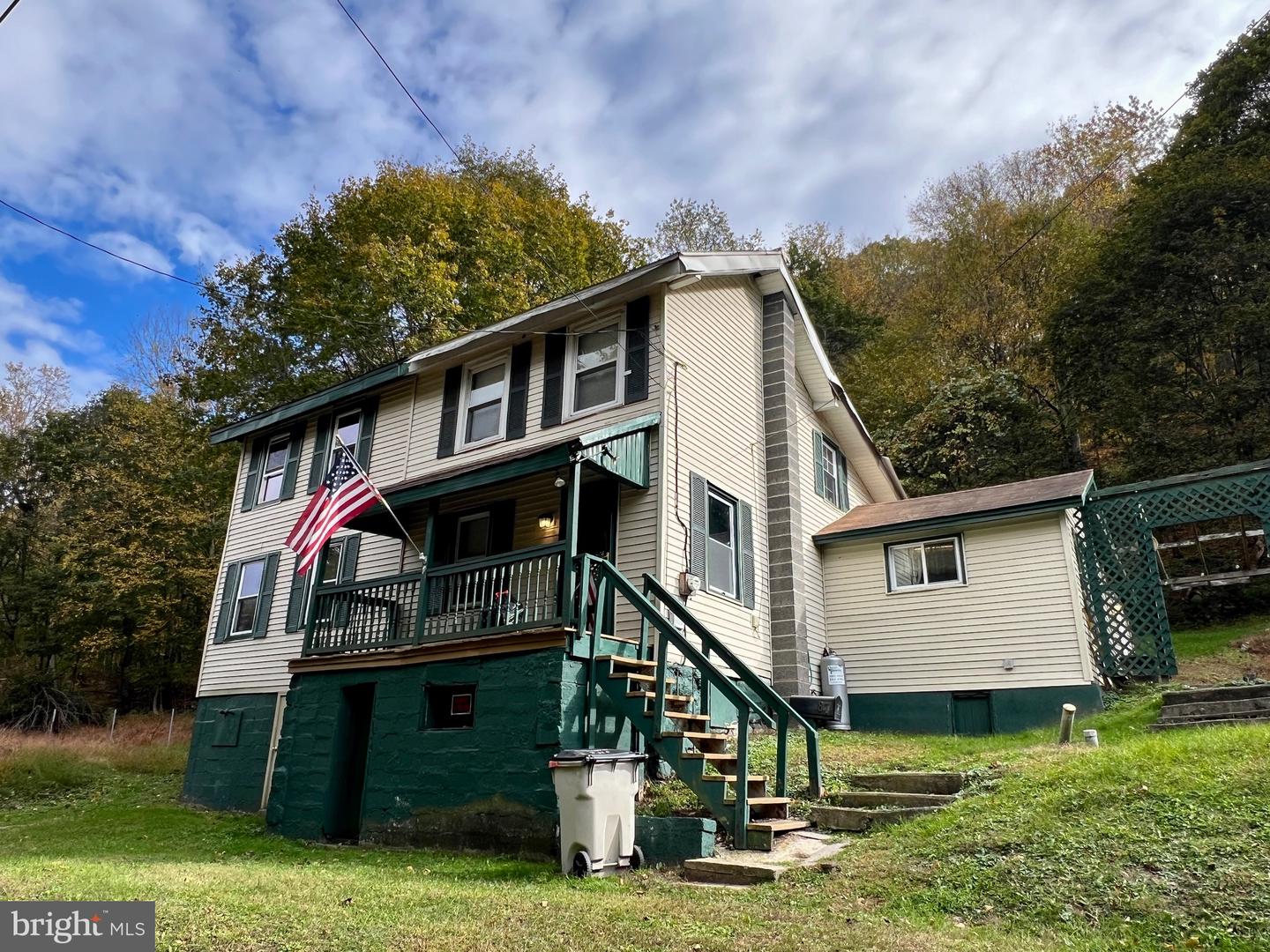 87 Railroad Street, Girardville