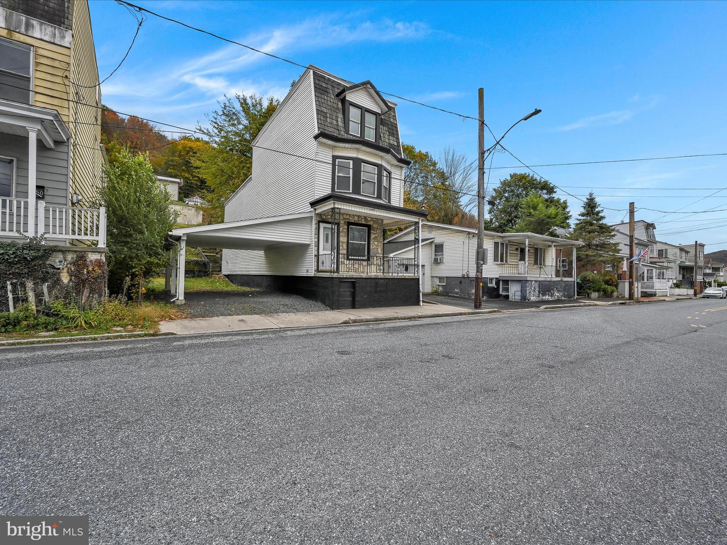 344 E Bacon Street
