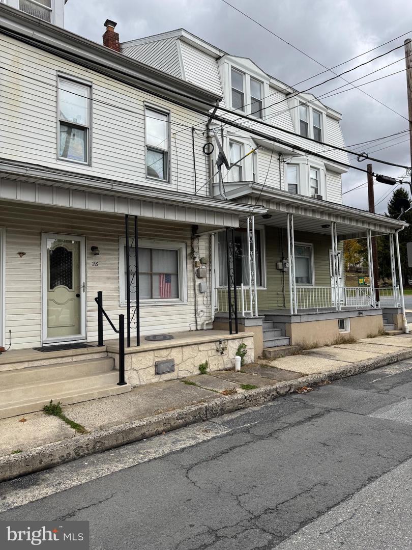 28 Main Street, Middleport