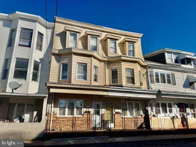 123 N Jardin Street