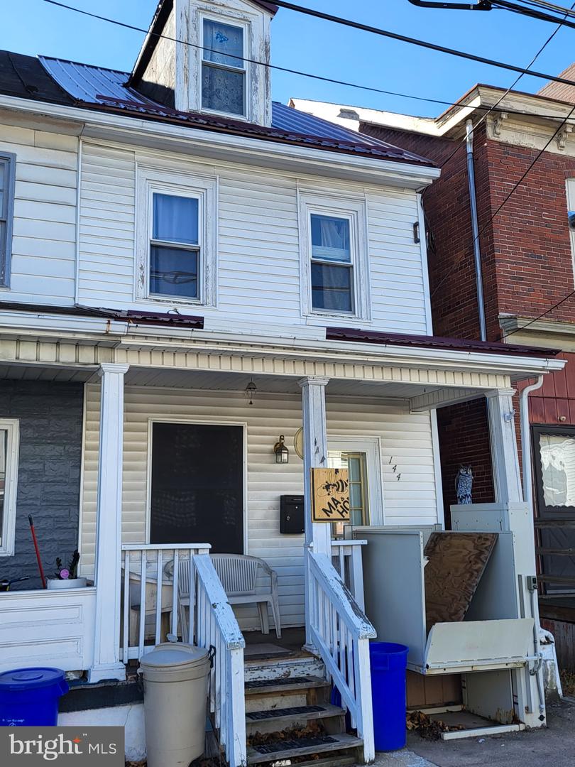 144 N Mill Street, Saint Clair