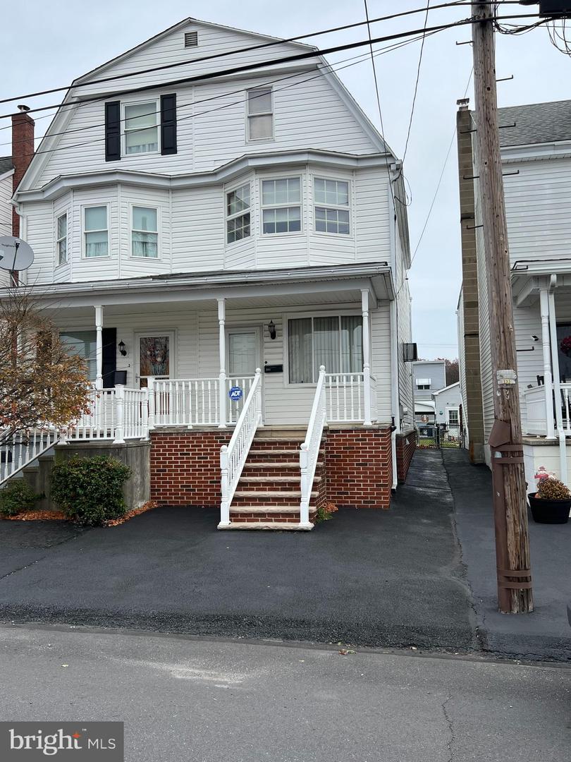 341 S Broad Mountain Avenue, Frackville