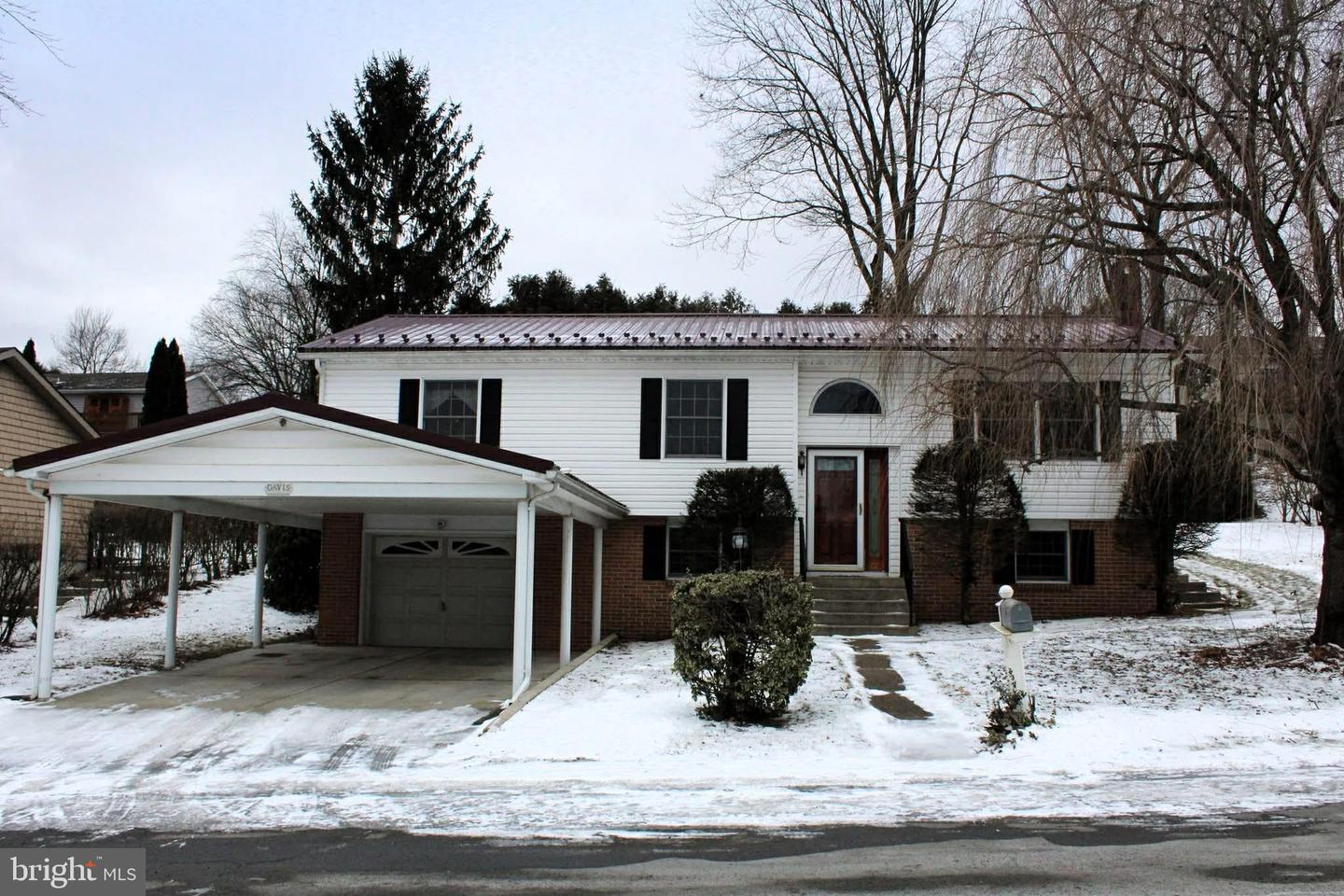 548 Willow, Pottsville