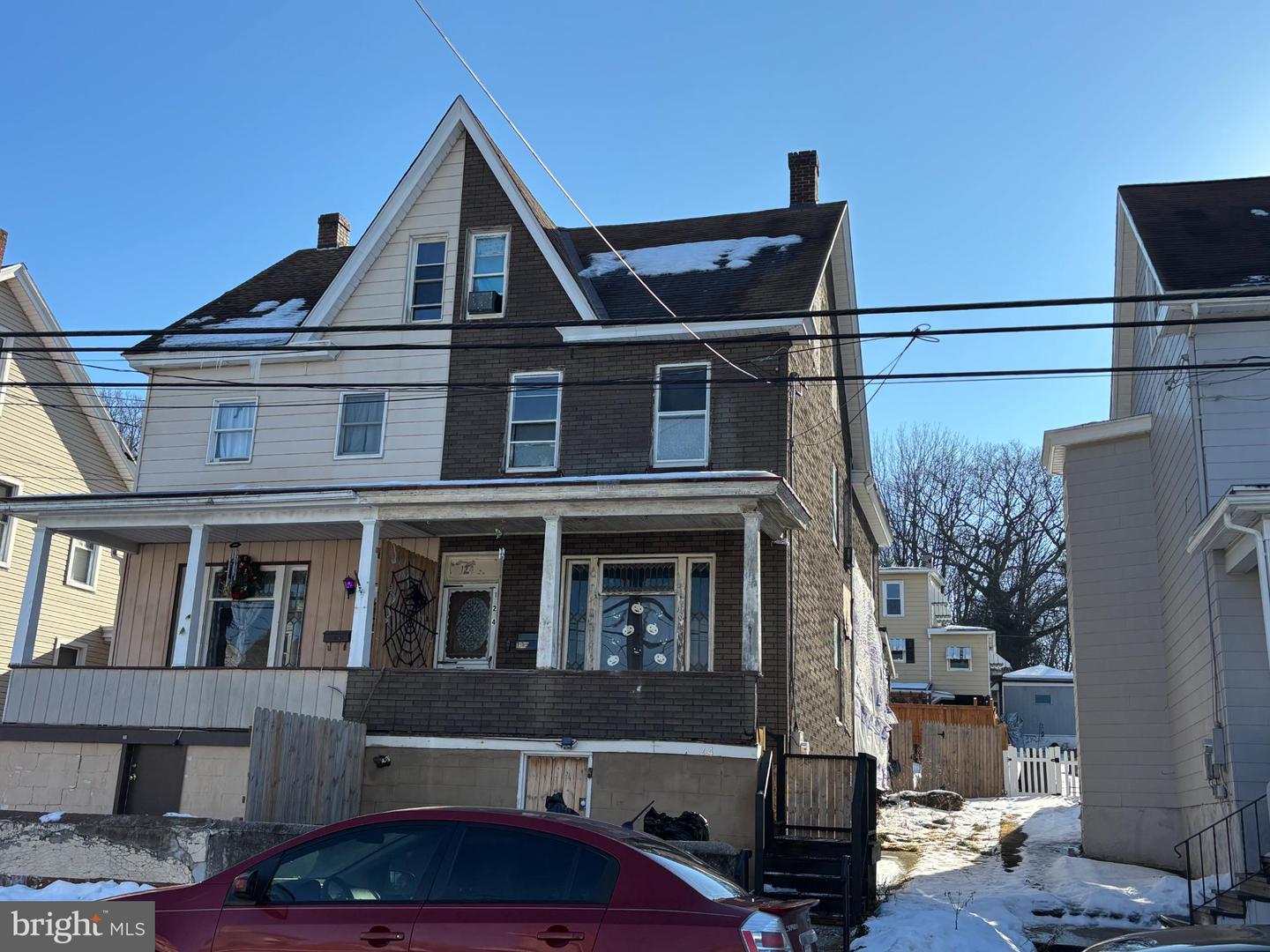 124 E High Street