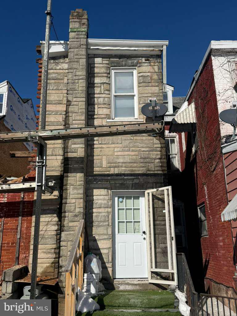 23 W Ogden Street