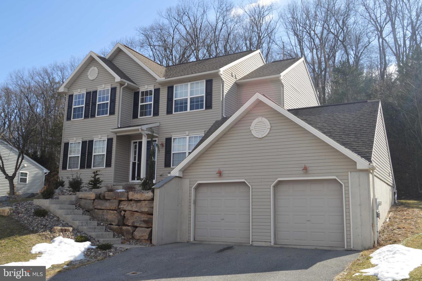 107 Chestnut Ridge Drive, Orwigsburg