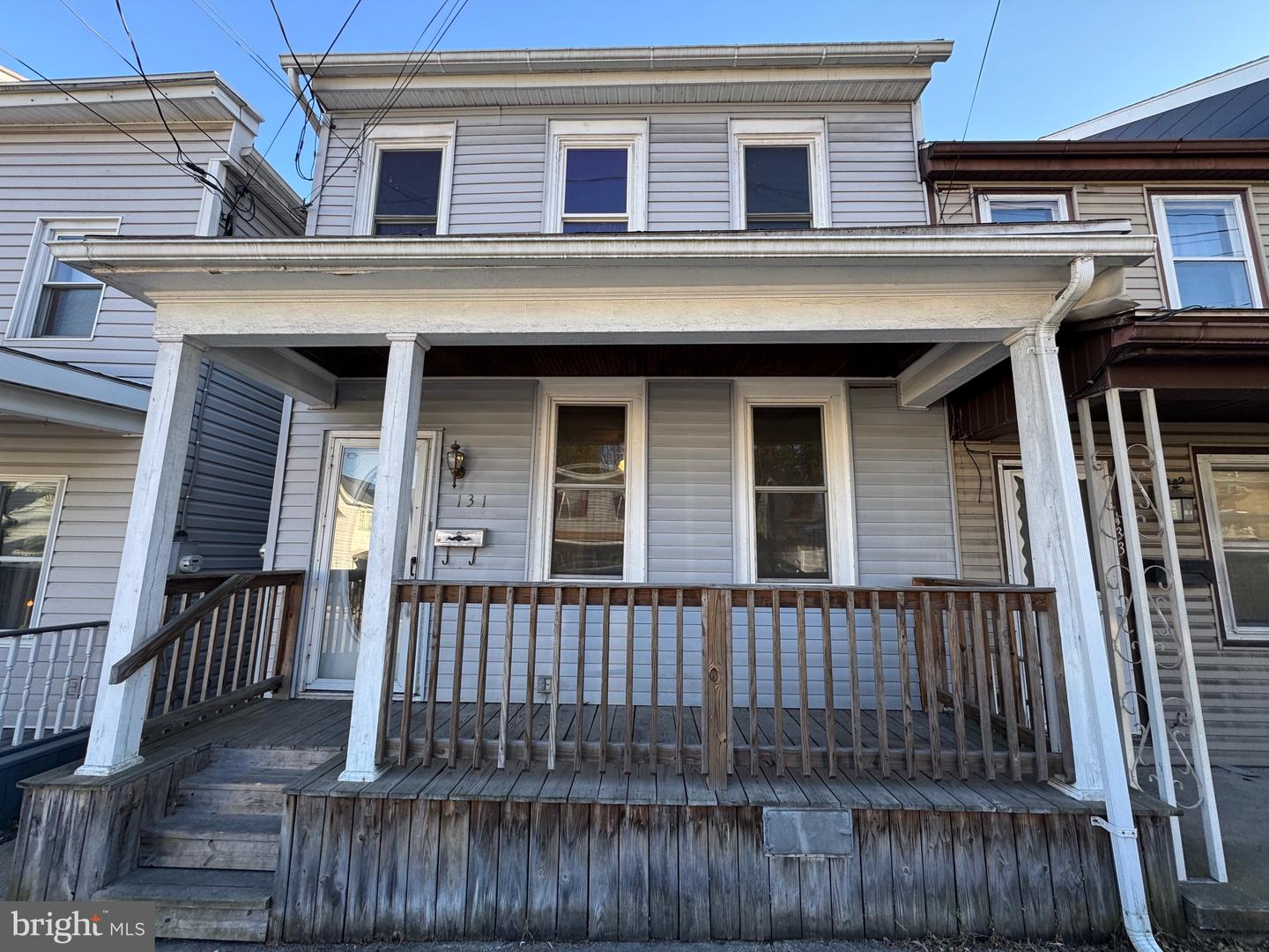 131 W Main Street, Tremont