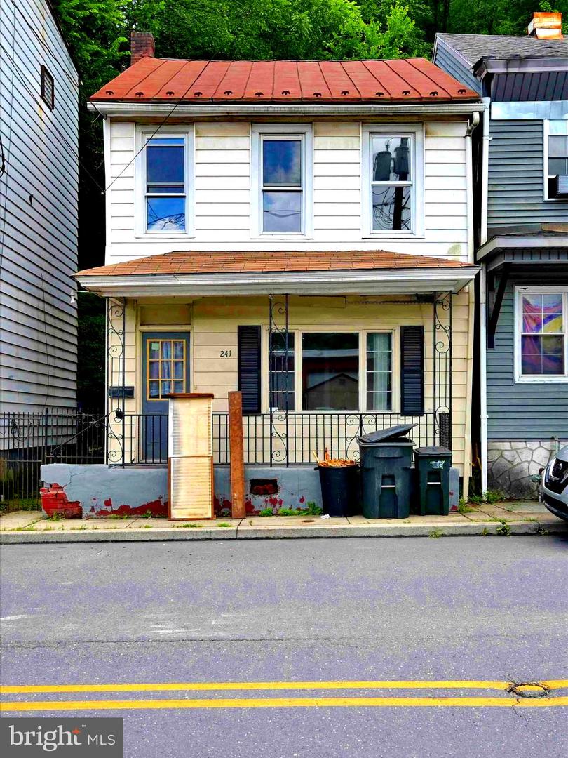 241 Peacock Street, Pottsville