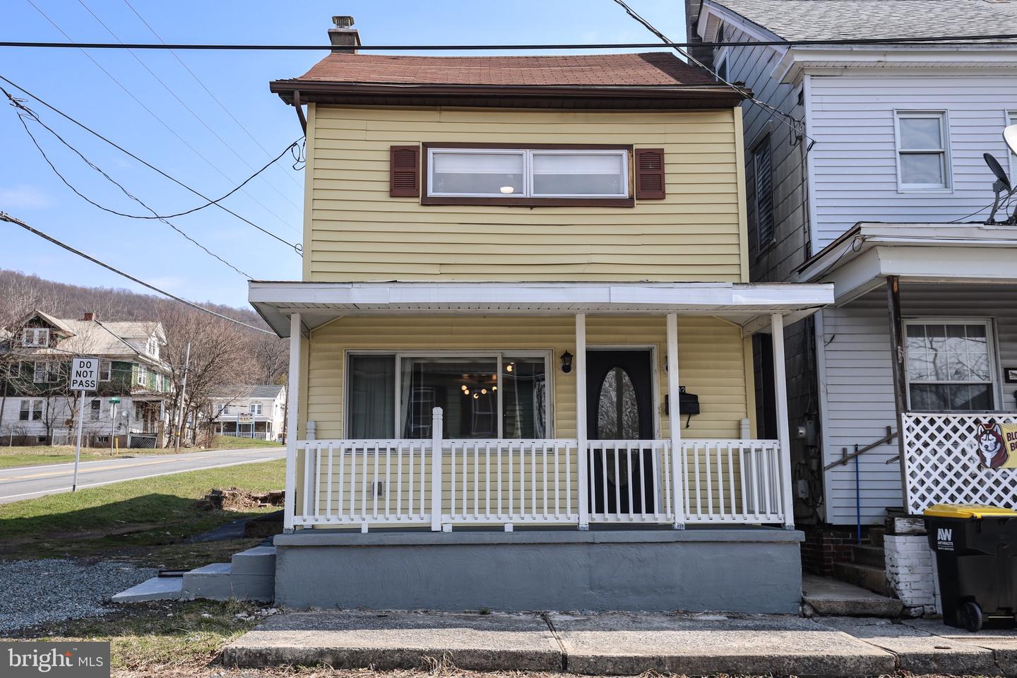 402 Catherine Street