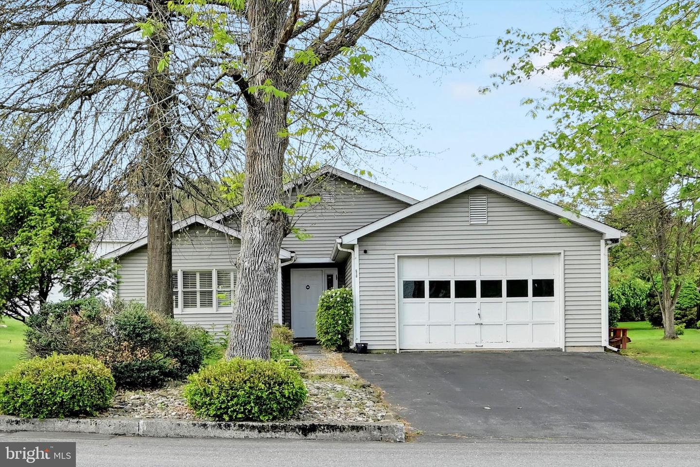 616 Lee Street, Orwigsburg