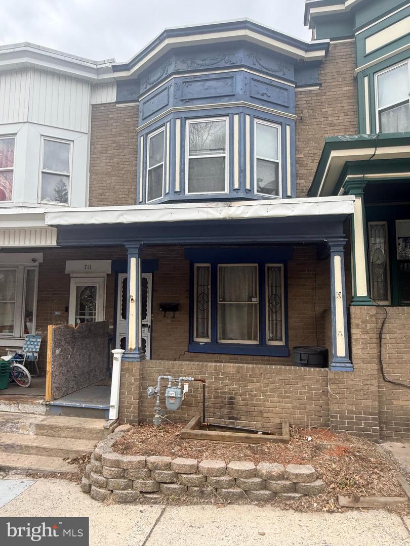 713 N Centre Street