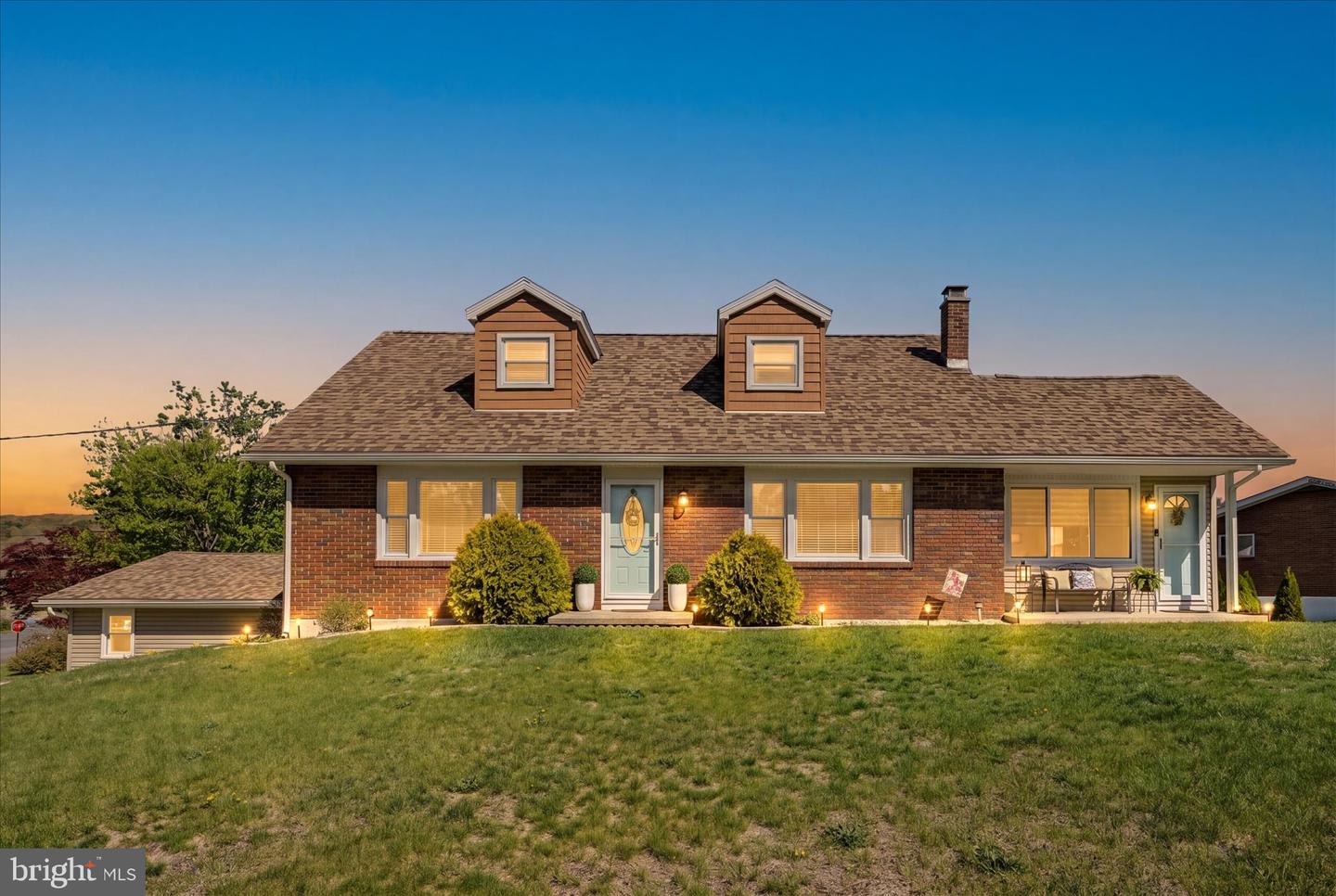 915 Elizabeth Drive, Orwigsburg