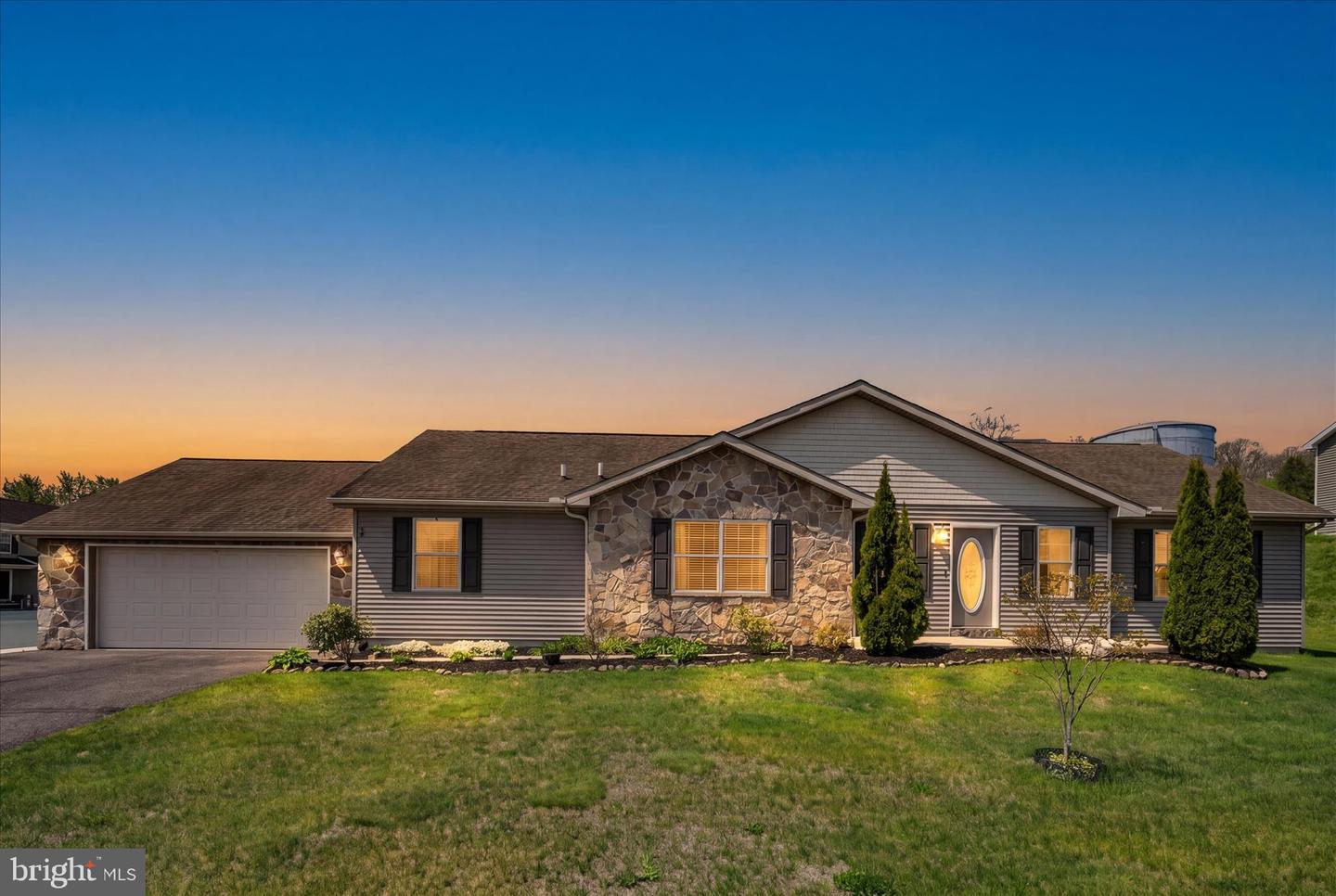 12 Hillside Vista Drive, Pine Grove