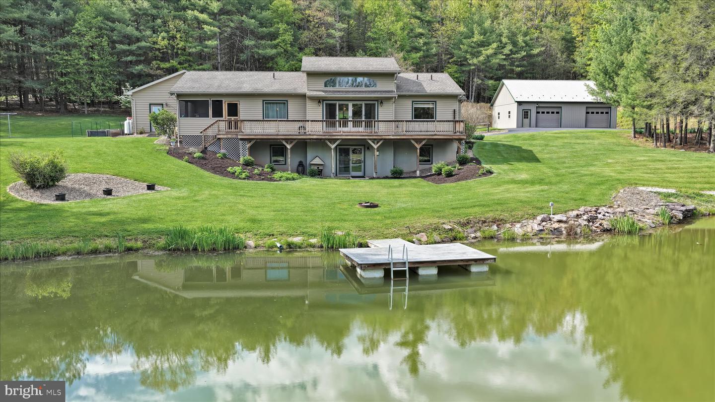 81 Stump Lane, Pine Grove