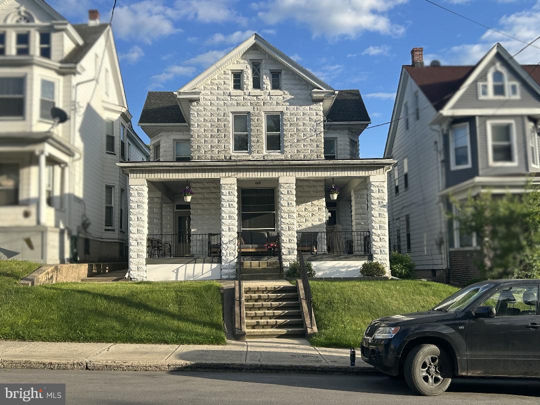 446 Broad Street