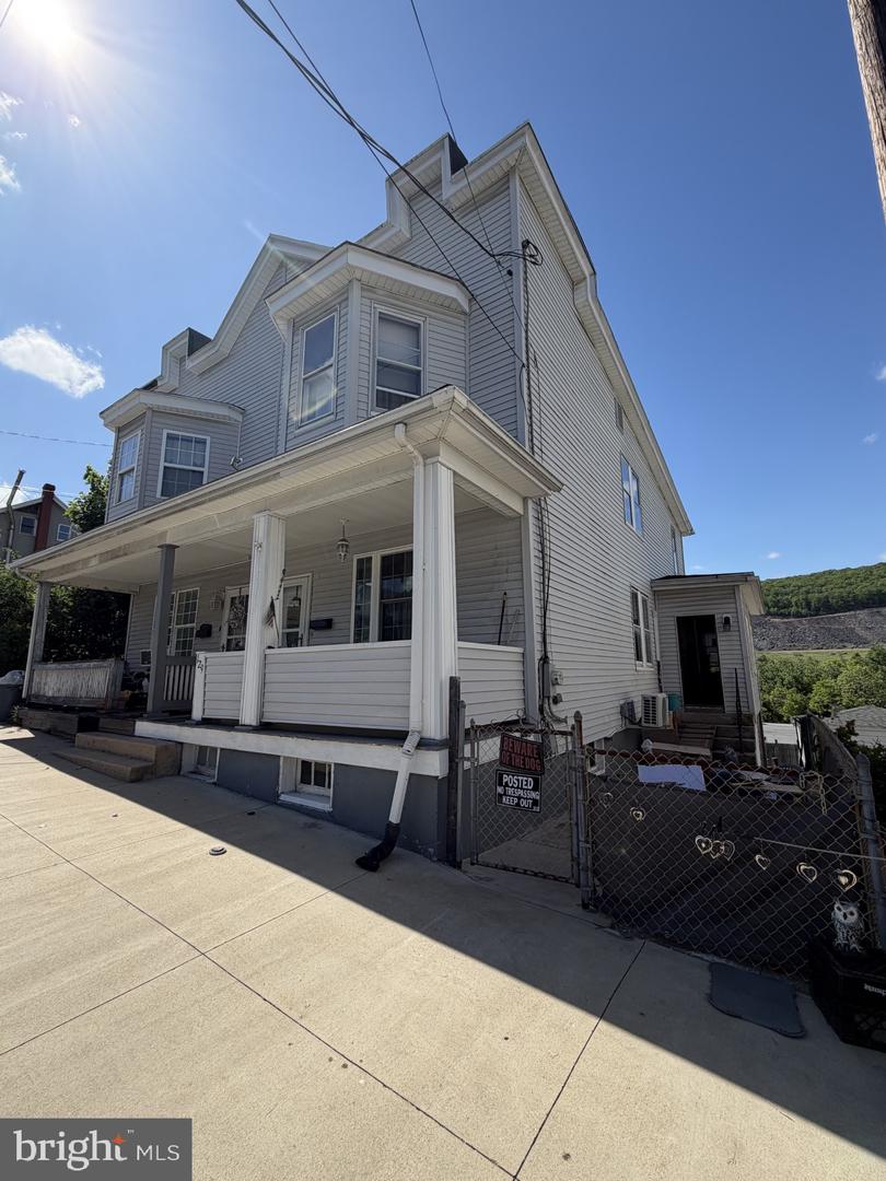 129 E Ridge Street