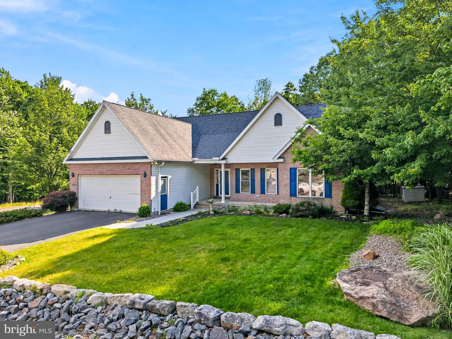 1 Pinewood Circle