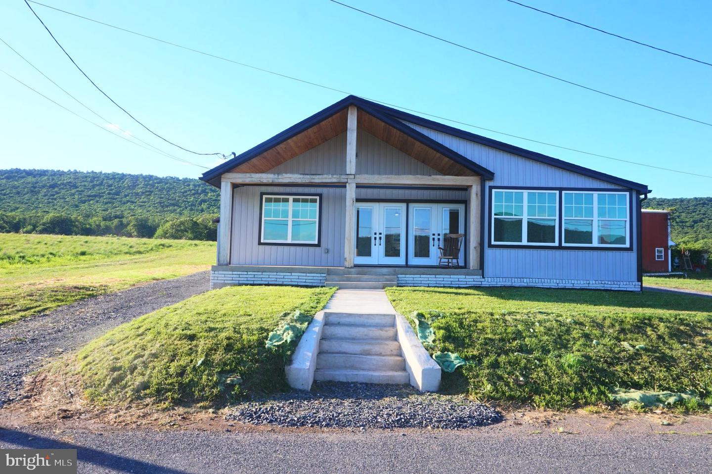 270 W Mountain Road