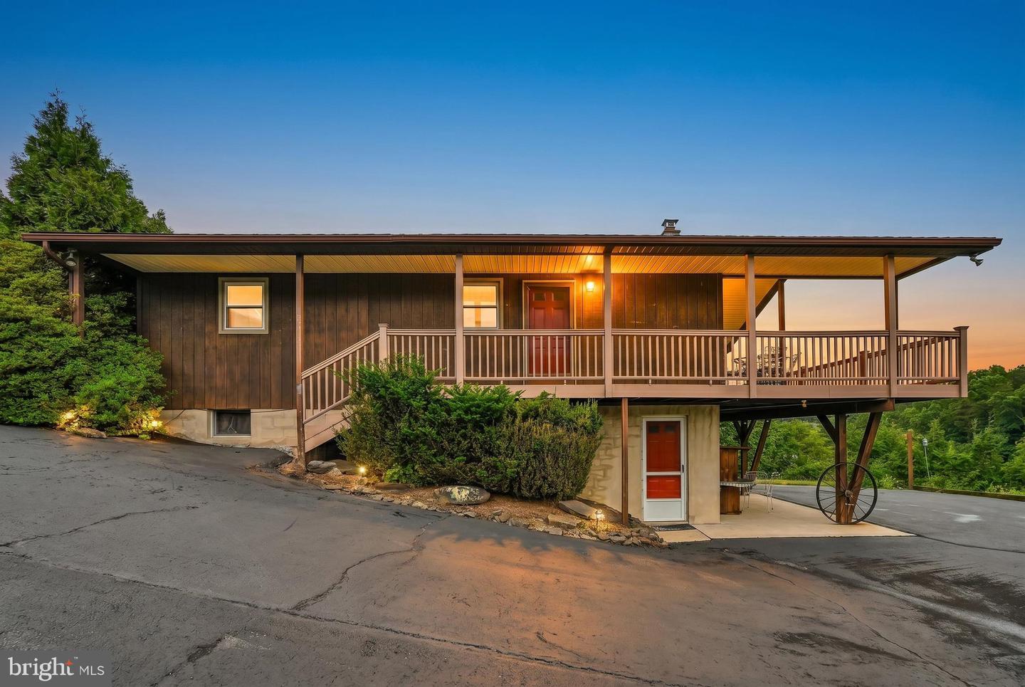 1933 Wynonah Drive