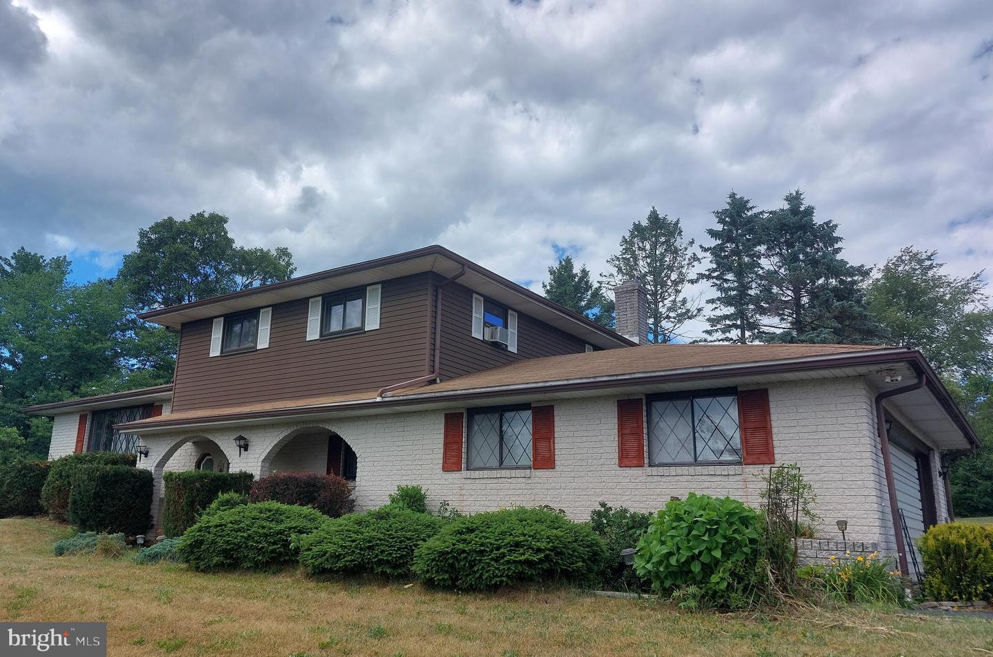 211 Reedsville Road