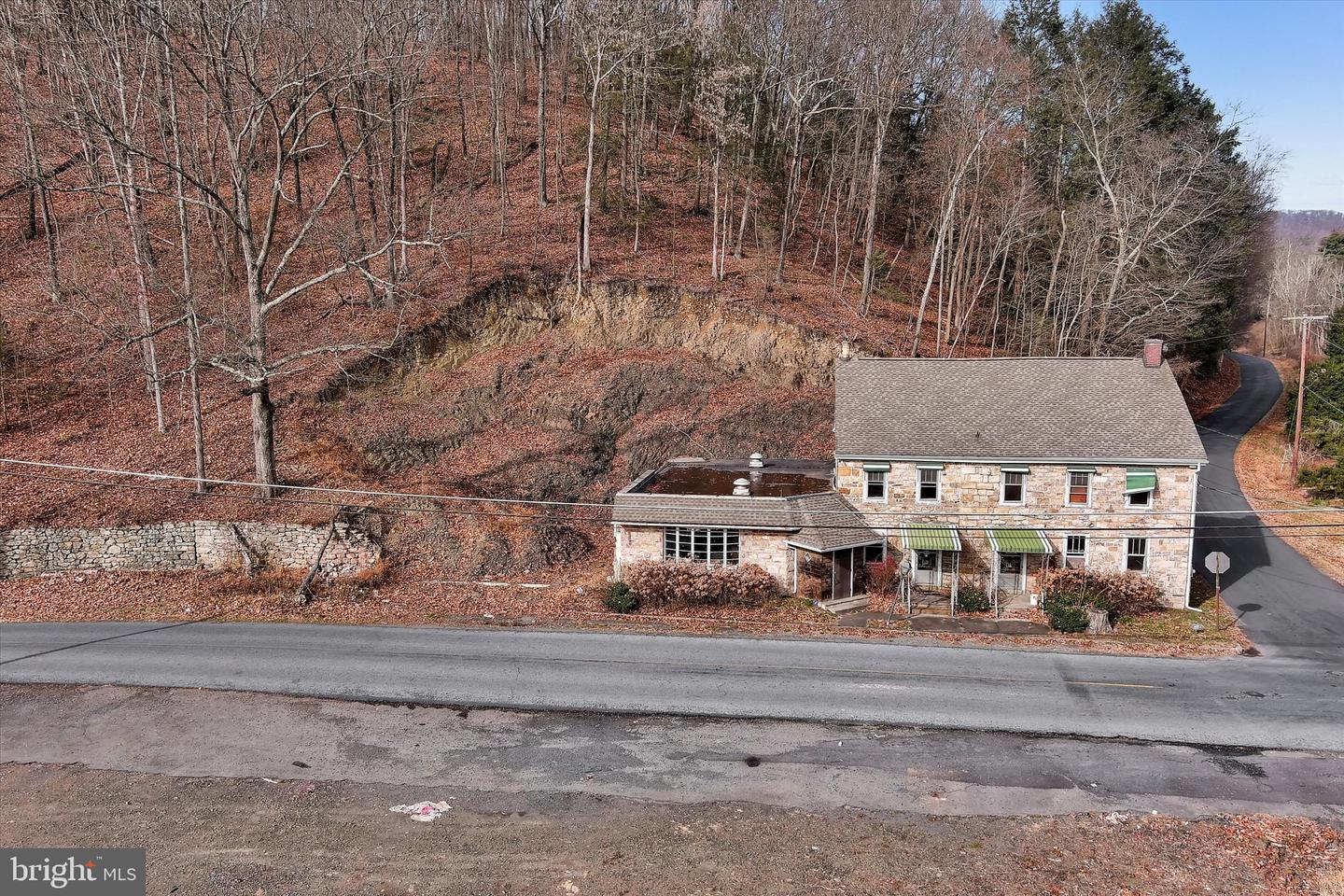 555 Church Street, New Ringgold