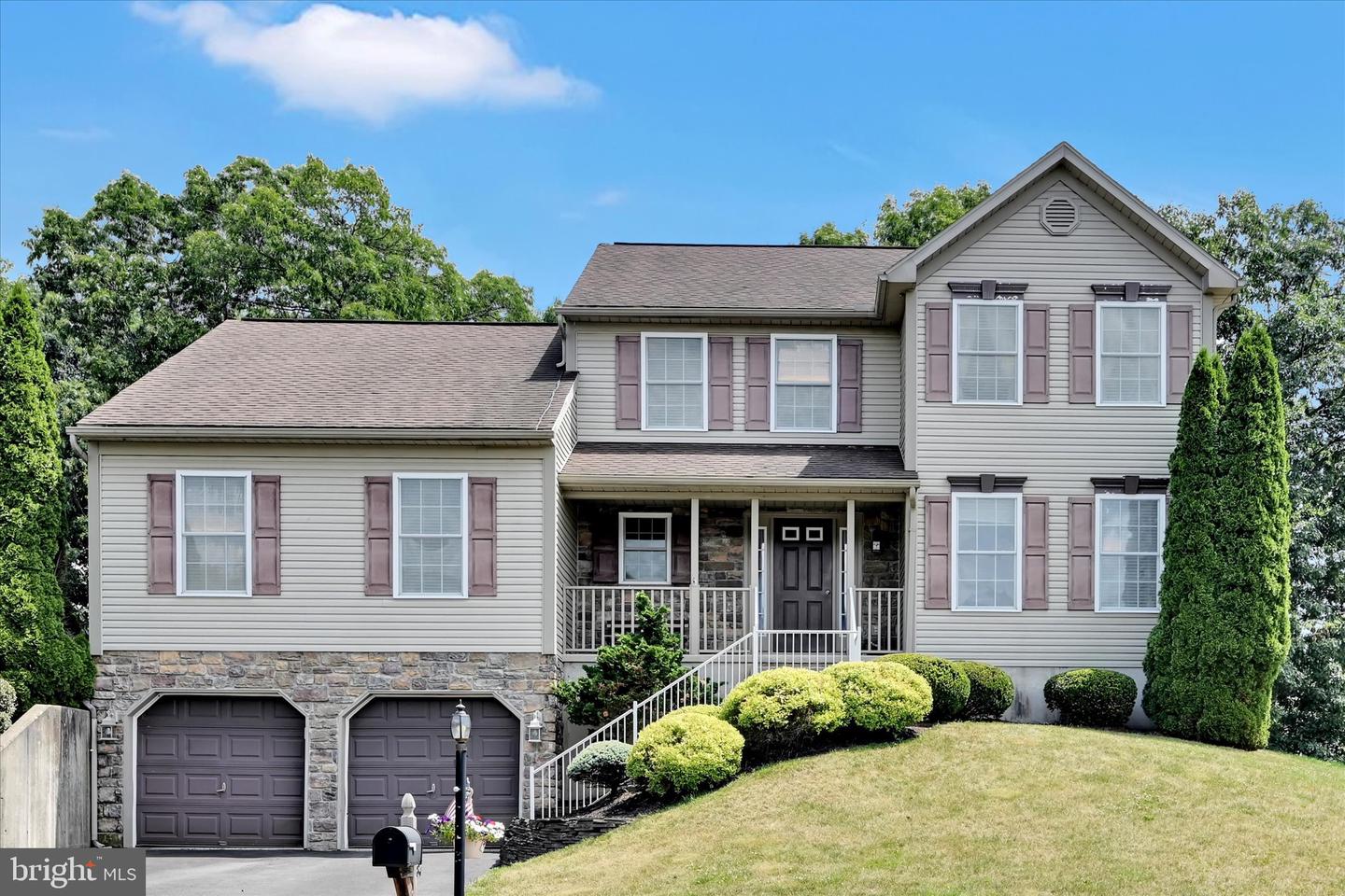84 Oak Ledge Avenue, Schuylkill Haven
