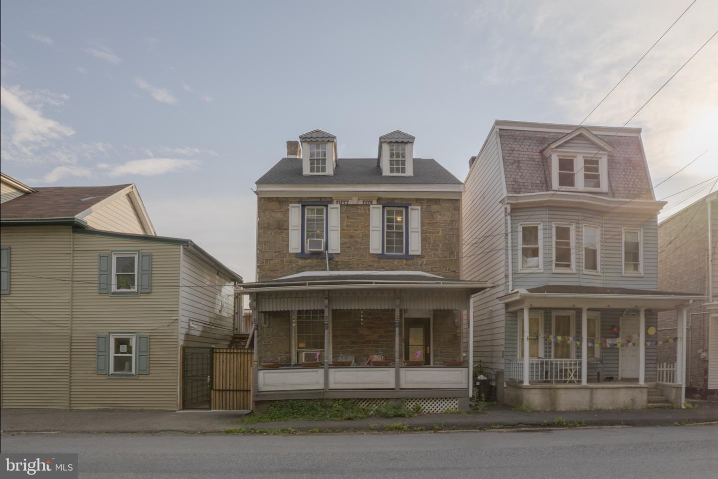 55 Mill St