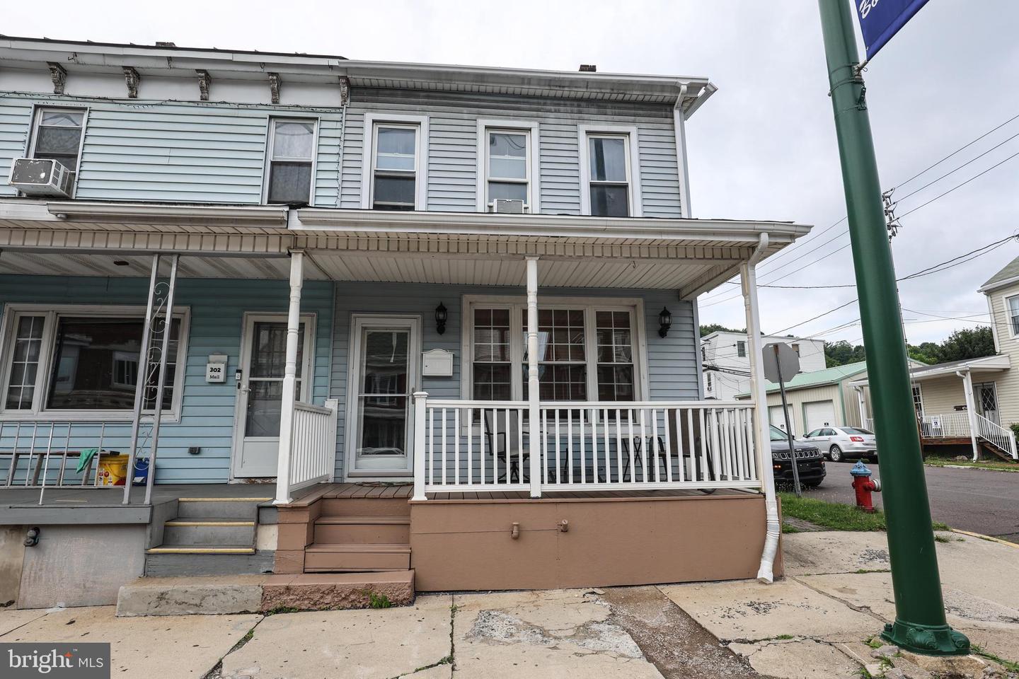 300 S 2nd Street