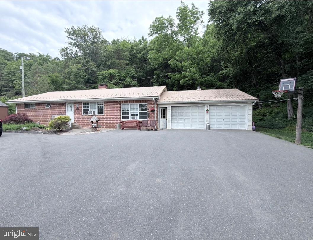 620 S Suedberg Road, Pine Grove