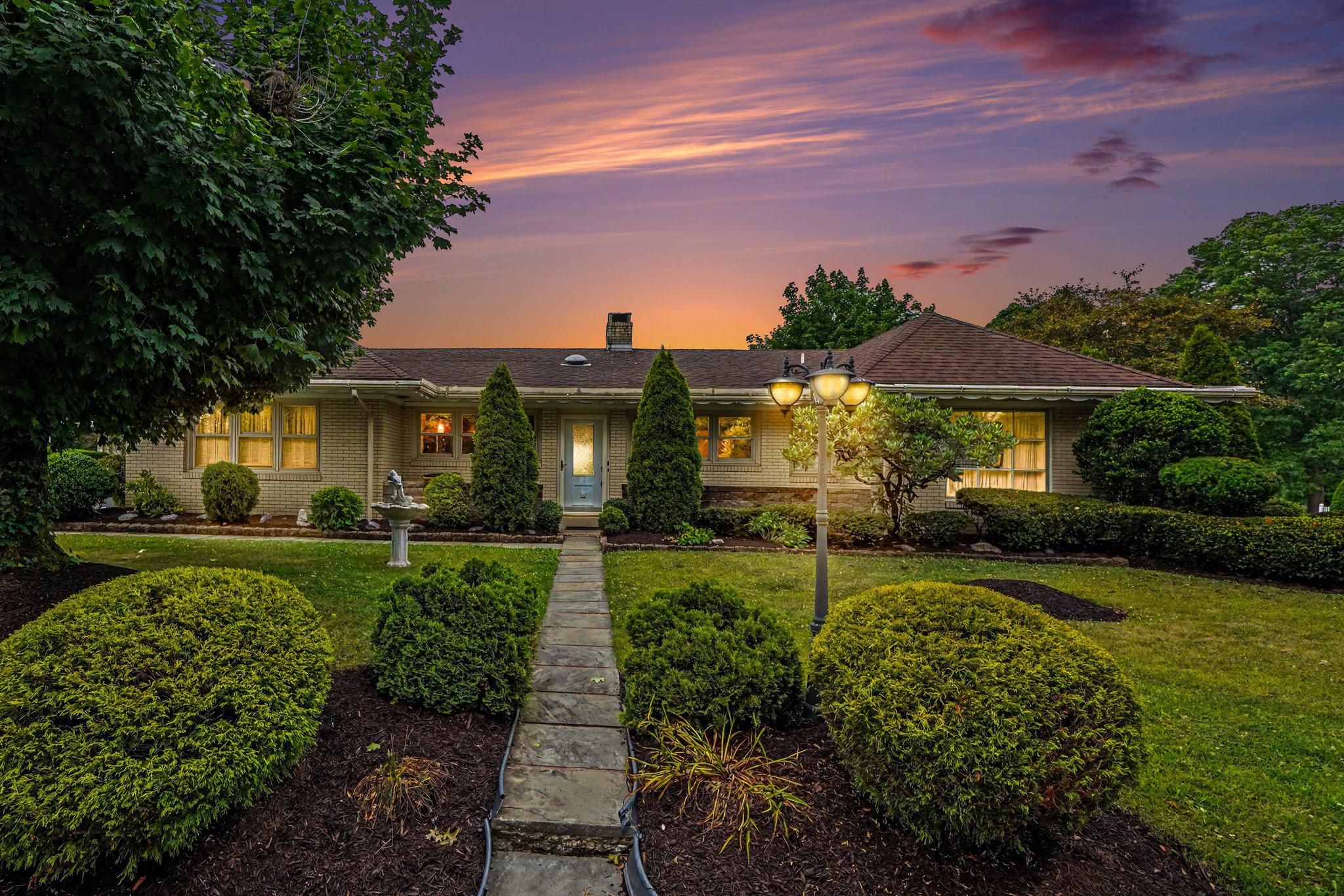 500 Hillcroft
