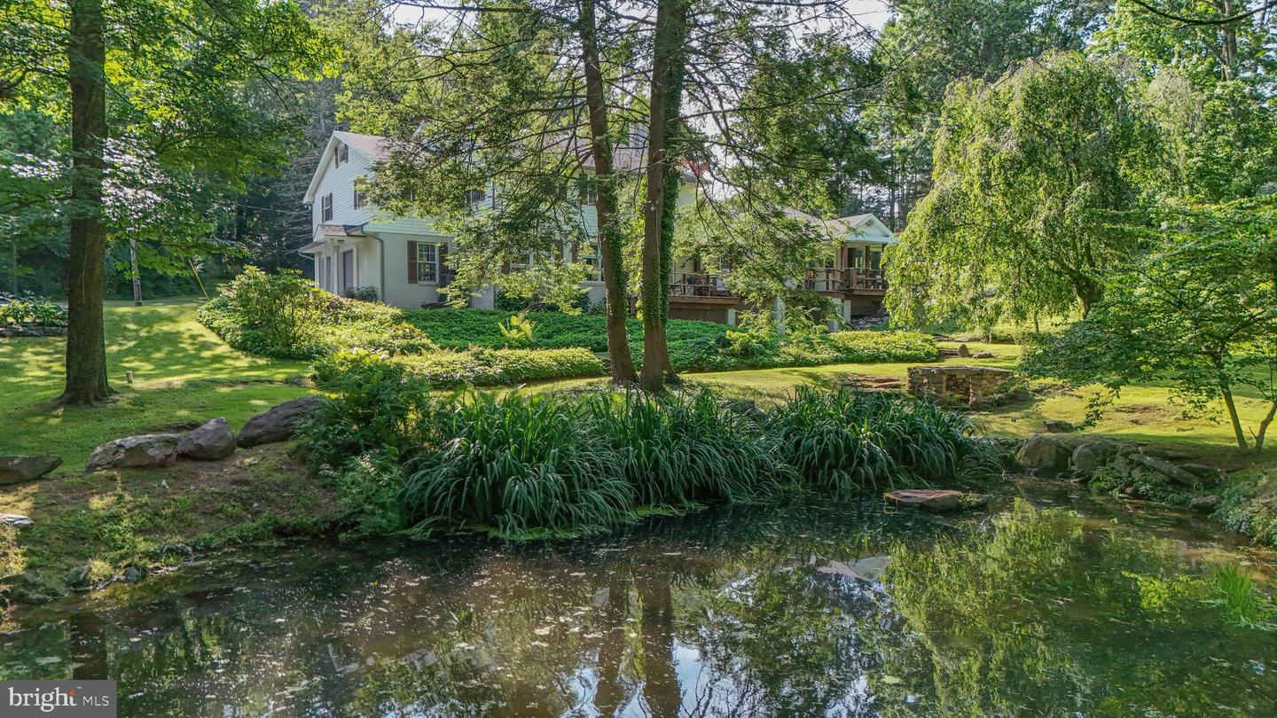 7 Ryan Avenue
