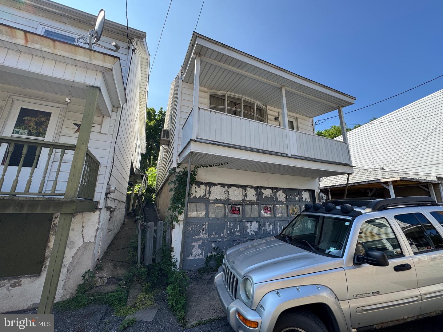 233 Middle Street