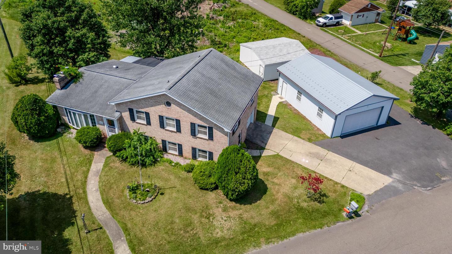 50 Lincoln Drive