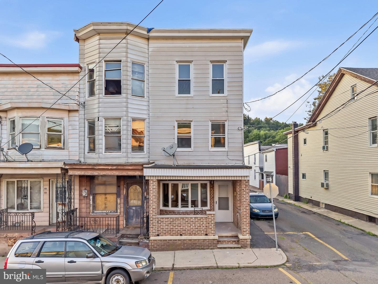 401 W Pine Street