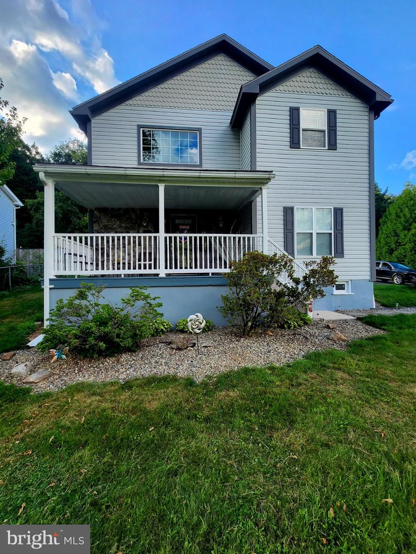 14 Hillside Road