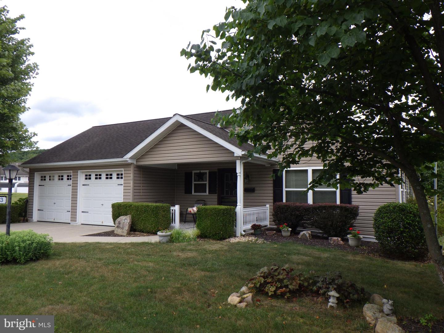 13 Beauty Mary Way