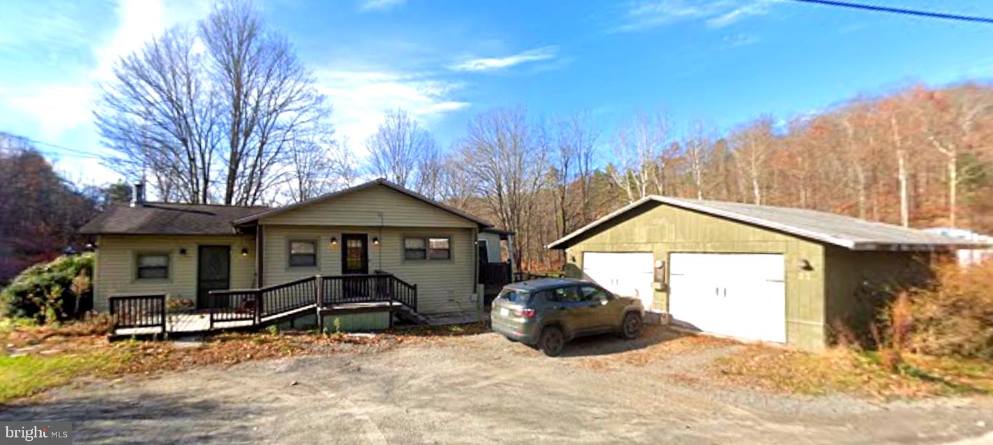 23 Stevens Point Road