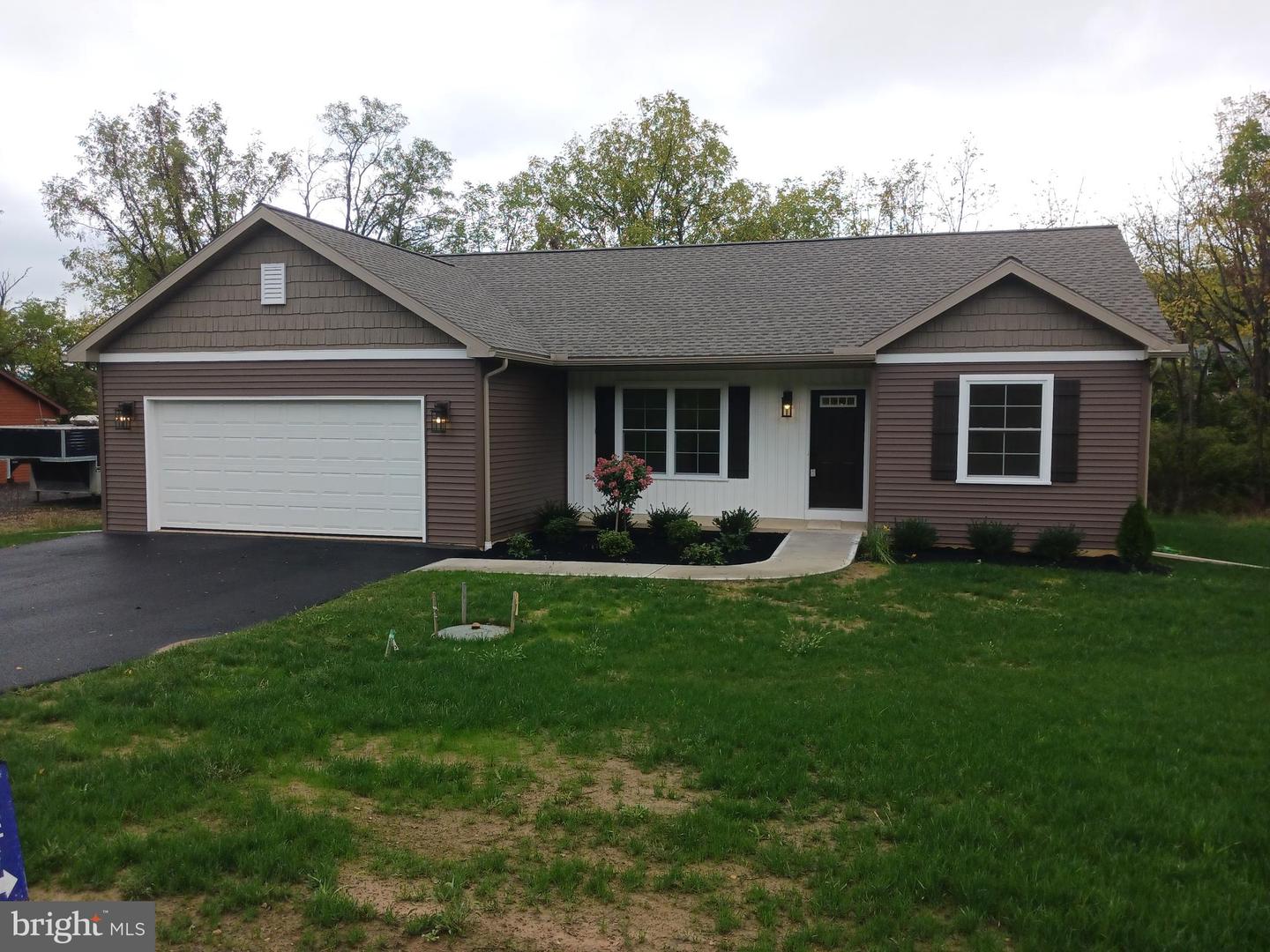 85 Old Colony Rd