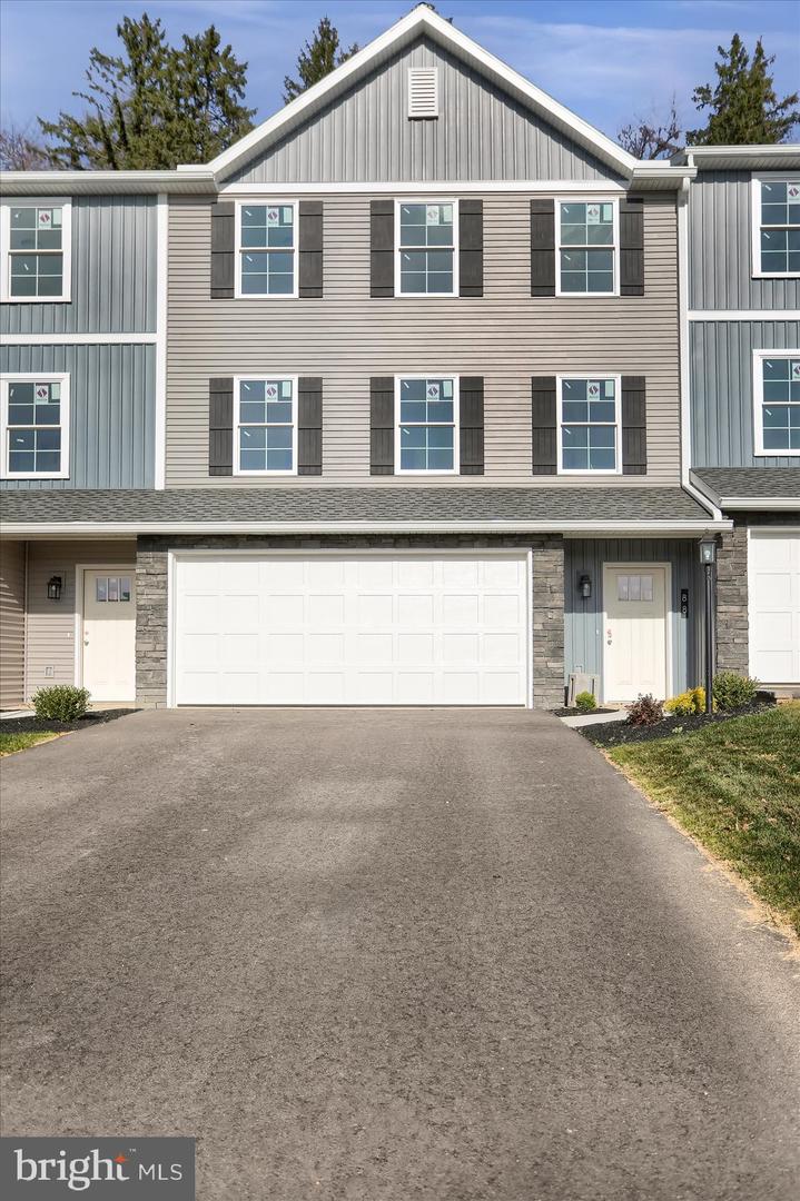 88 Limerick Ln