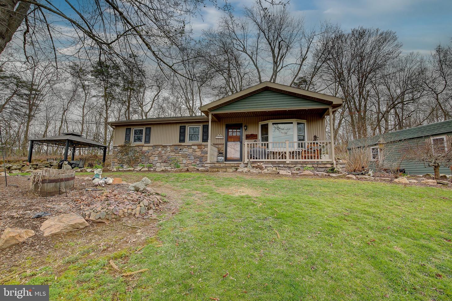 123 Bilger Lane, Middleburg
