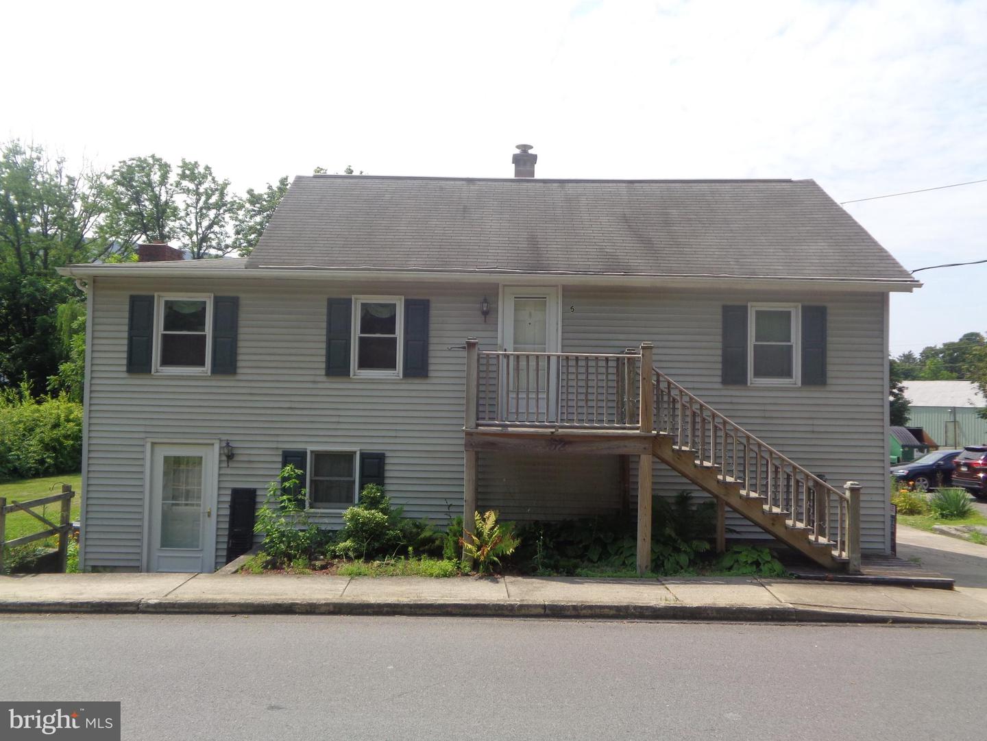 52 Brown Street N, Mcclure