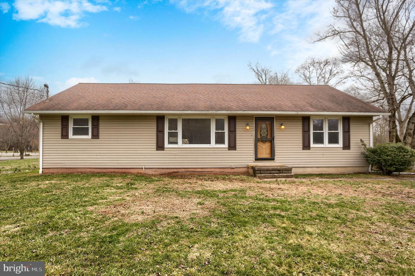 1548 Route 204, Selinsgrove